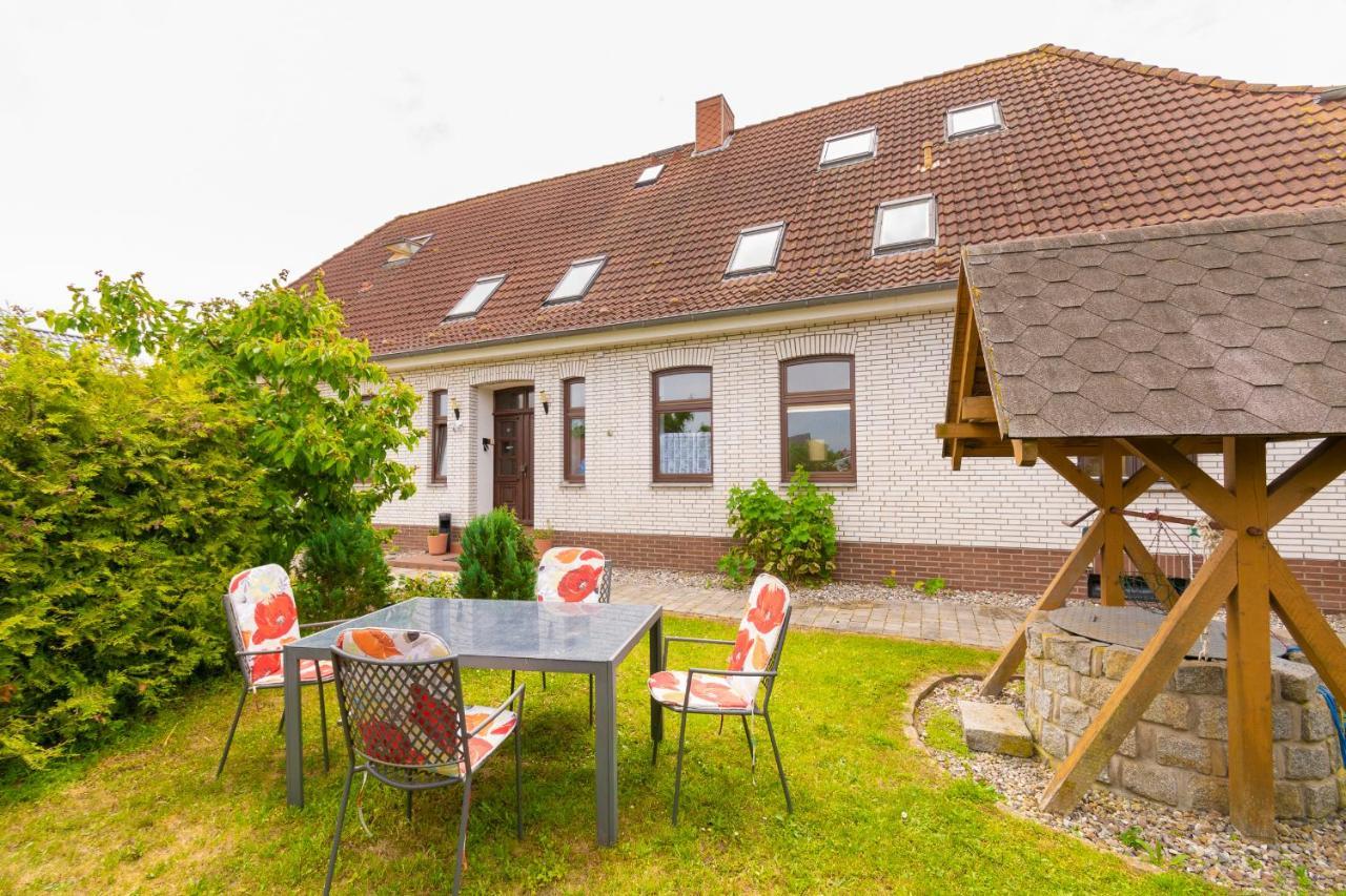 Ostsee Ferienwohnung Hummelhus Steinbeck Exterior foto